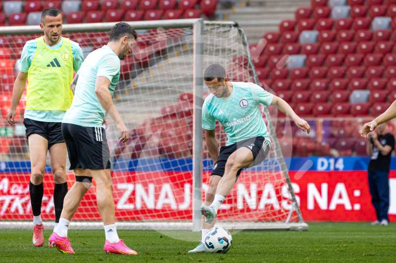 Piłka Nożna: Puchar Polski. Trening Legii Warszawa przed finałem Pucharu Polski - Agencja Fotograficzna